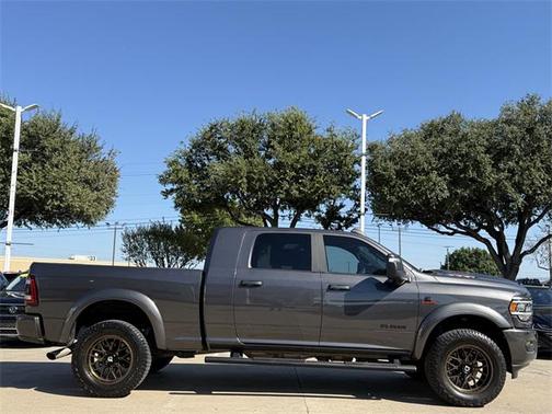 2024 RAM 2500 Laramie Crew Cab 4x4 6'4' Box