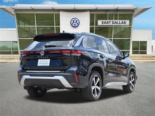 2025 Volkswagen Tiguan 2.0T SE