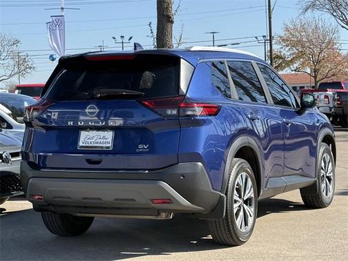 2022 Nissan Rogue SV
