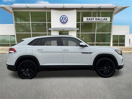 2022 Volkswagen Atlas Cross Sport 2.0T SE w/Technology 4MOTION