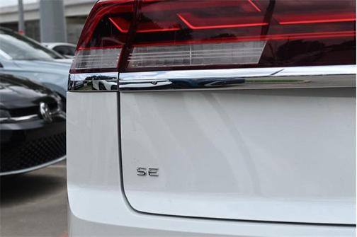 2024 Volkswagen Atlas Cross Sport 2.0T SE