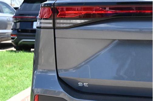 2025 Volkswagen Tiguan 2.0T SE