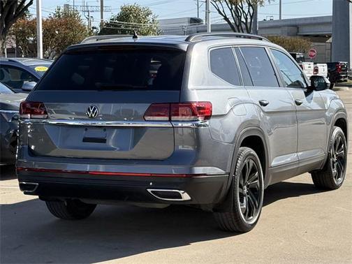2022 Volkswagen Atlas 2.0T SE w/Technology