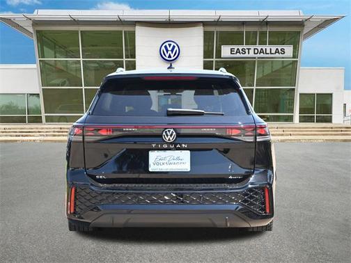 2025 Volkswagen Tiguan 2.0T SEL R-Line 4MOTION