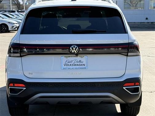 2025 Volkswagen Taos 1.5T SE