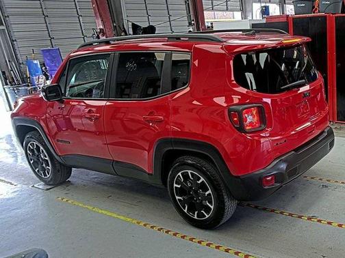 2023 Jeep Renegade Upland