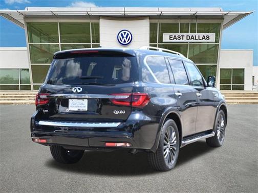2024 INFINITI QX80 SENSORY AWD