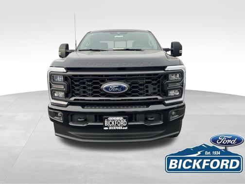 Black Metallic 2026 Ford F-250 XL