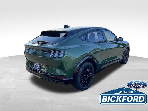 Eruption Green Metallic 2025 Ford Mustang Mach-E Premium
