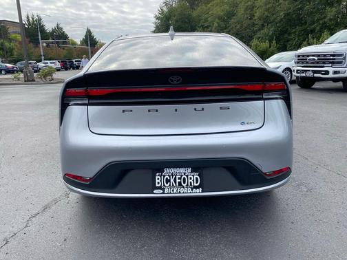 2023 Toyota Prius LE