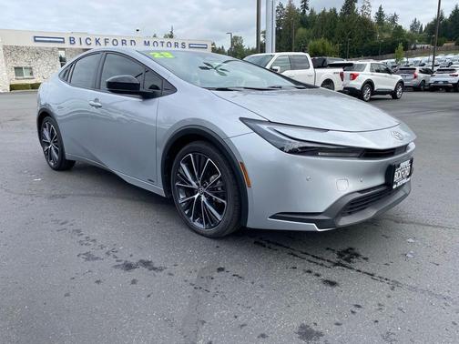 2023 Toyota Prius LE