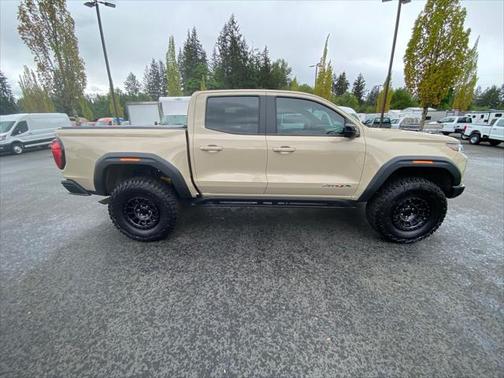 2024 GMC Canyon AT4X