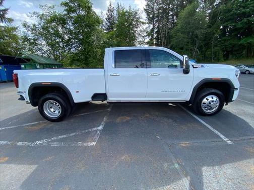 2024 GMC Sierra 3500 Denali