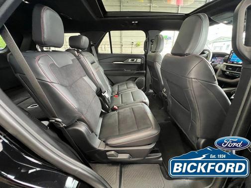 Agate Black Metallic 2026 Ford Explorer ST