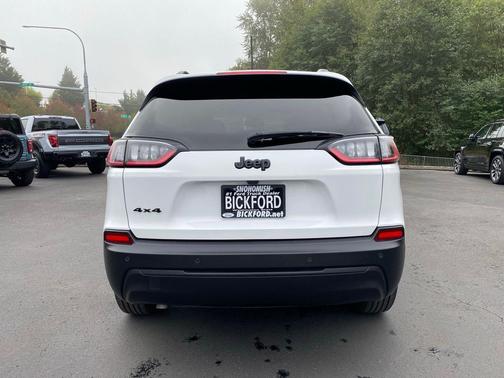 2023 Jeep Cherokee Altitude