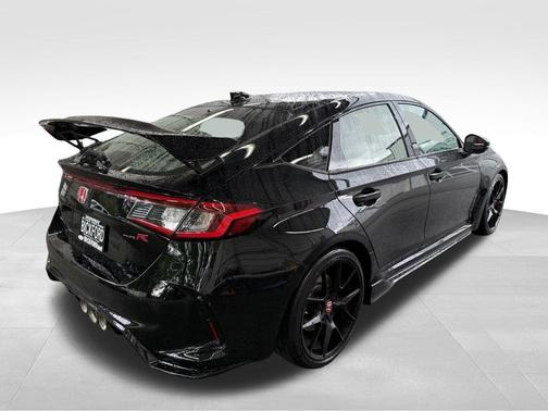 Crystal Black Pearl 2024 Honda Civic Type R