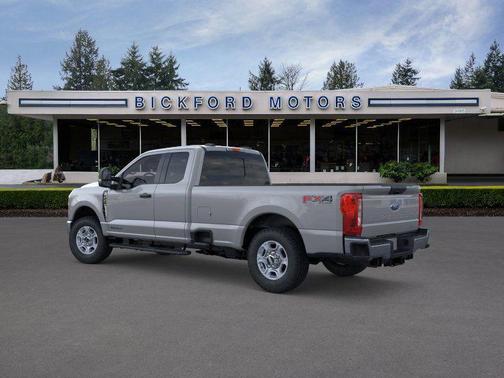 2026 Ford F-350 XLT