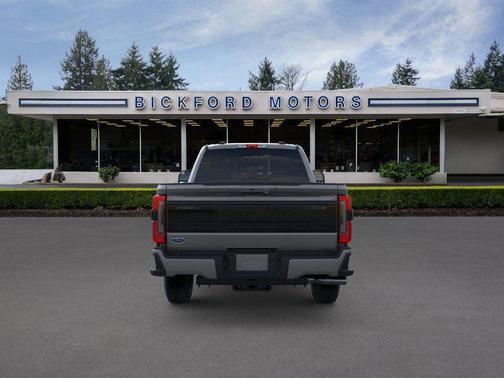 2025 Ford F-350 Platinum
