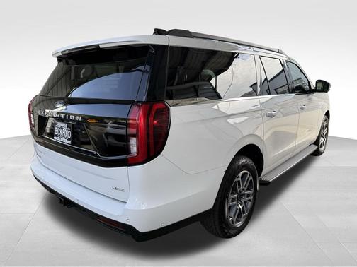 Oxford White 2025 Ford Expedition Max Active 4x4