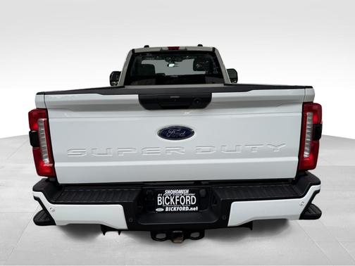Oxford White 2024 Ford F-350 XL
