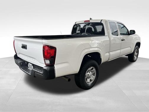 2019 Toyota Tacoma SR