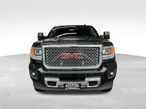 2015 GMC Sierra 2500 Denali