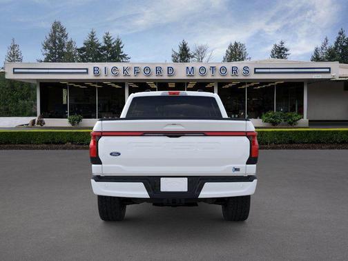 2025 Ford F-150 Lightning LARIAT