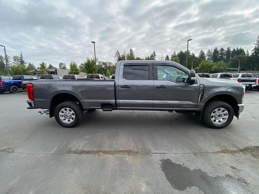 2024 Ford F-350 XLT