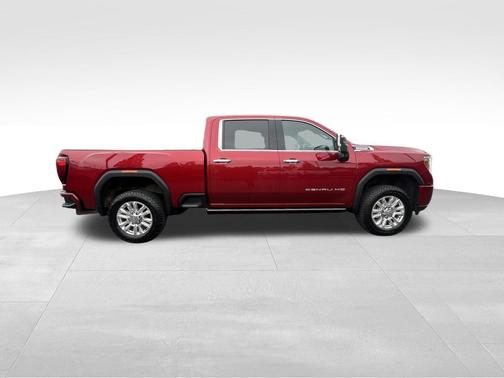 Cayenne Red Tintcoat 2022 GMC Sierra 2500 Denali