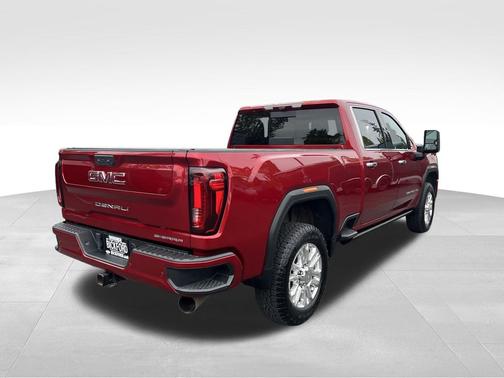 Cayenne Red Tintcoat 2022 GMC Sierra 2500 Denali