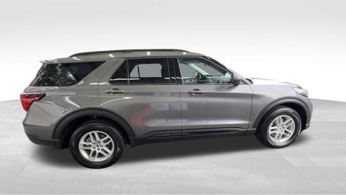 Carbonized Gray 2026 Ford Explorer Active (200A) 4WD