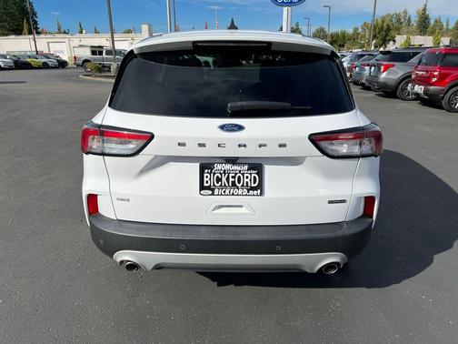 2020 Ford Escape SE