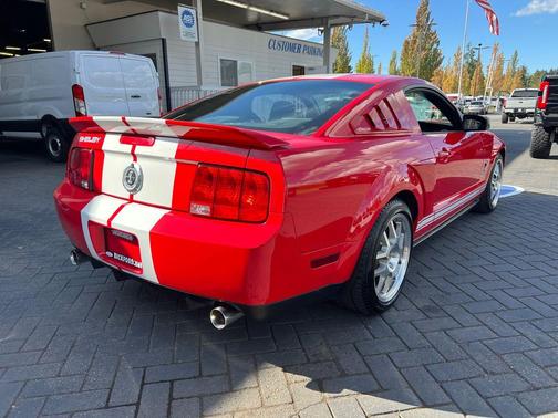 2009 Ford Shelby GT500 Base