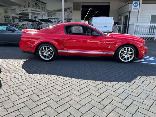 2009 Ford Shelby GT500 Base