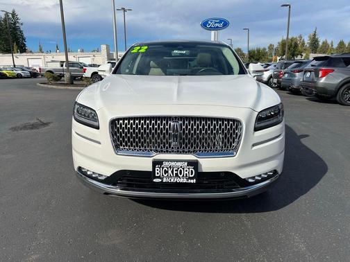 2022 Lincoln Nautilus Reserve
