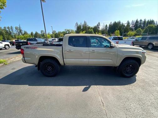 2016 Toyota Tacoma TRD Sport