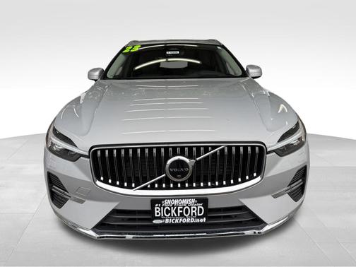 Silver Dawn Metallic 2023 Volvo XC60 B5 Ultimate Bright Theme