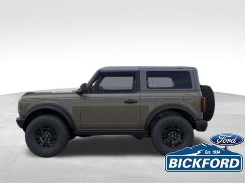 Gray 2026 Ford Bronco Badlands