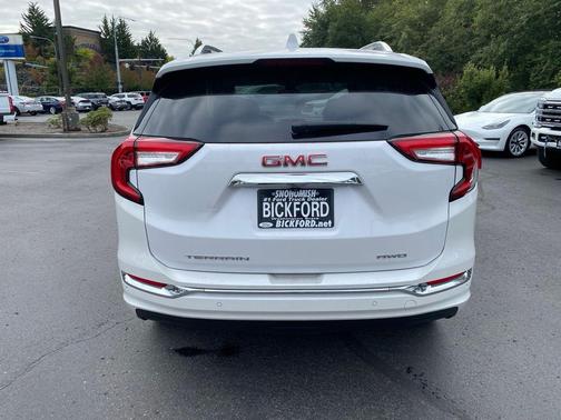 2023 GMC Terrain Denali