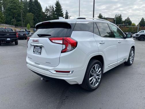 2023 GMC Terrain Denali