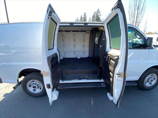 2020 GMC Savana 2500 Work Van