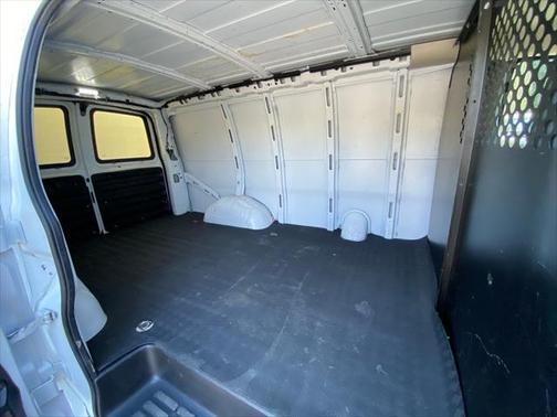 2020 GMC Savana 2500 Work Van