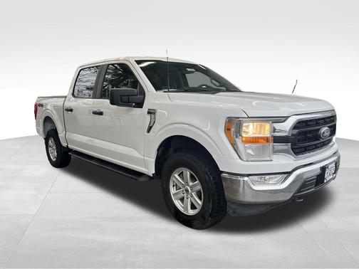 Oxford White 2022 Ford F-150 XLT