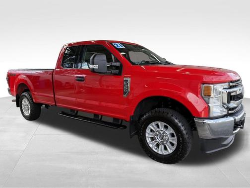 Rapid Red Metallic Tinted Clearcoat 2021 Ford F-350 XLT