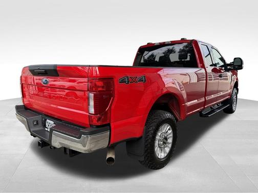 Rapid Red Metallic Tinted Clearcoat 2021 Ford F-350 XLT