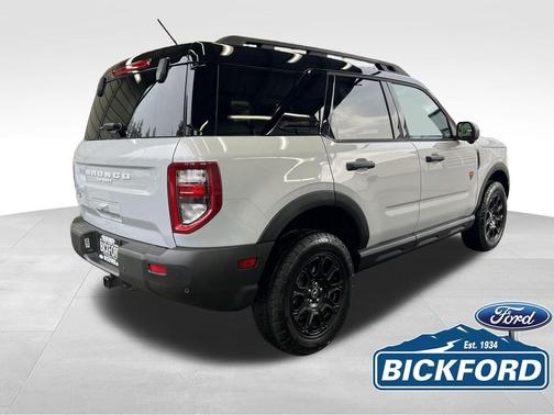 Space White Metallic 2026 Ford Bronco Sport Badlands