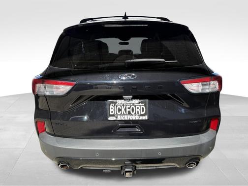 Agate Black Metallic 2022 Ford Escape SEL