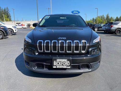 2016 Jeep Cherokee Sport