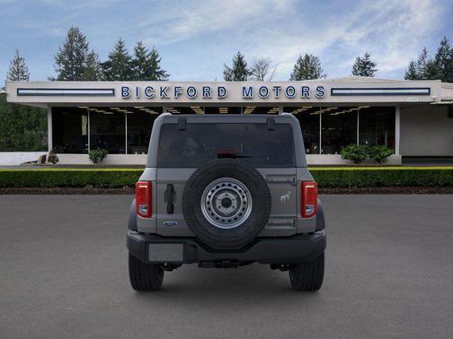 2025 Ford Bronco Base