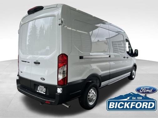 Oxford White 2026 Ford Transit-250 Base